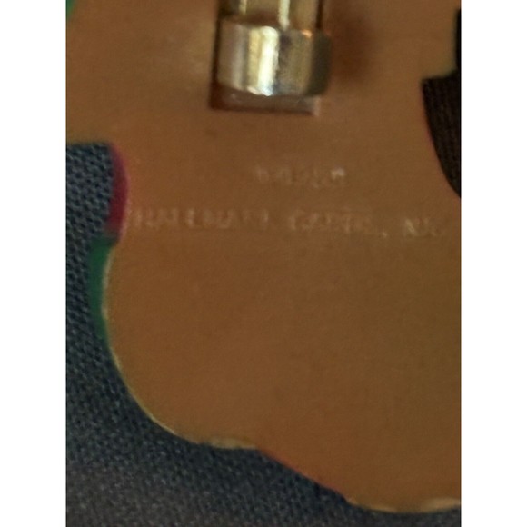 VTG HALLMARK BROOCH TEDDY BEAR SANTA 1985 PIN STOCKING HAT CANDY CANES CHRISTMAS - Picture 4 of 4